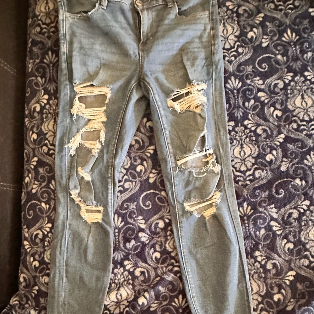 American Eagle Ripped Jeans “Next level stretch”